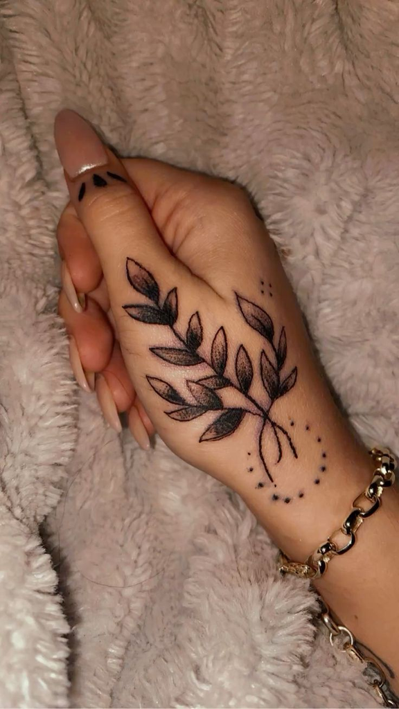 25 Beautiful Hand Tattoo Ideas for Girls: Cute, Feminine & Stylish Designs 20 image 314